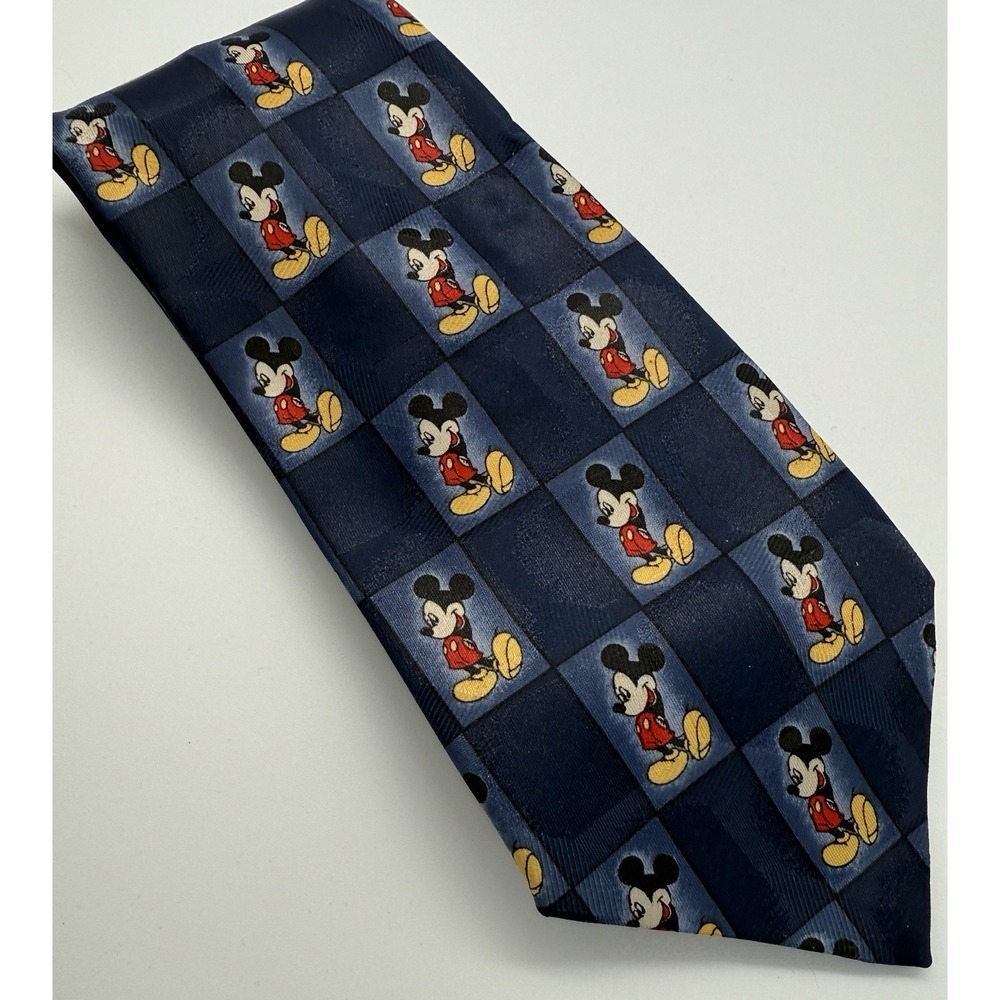 Vintage Disney Store Mickey Mouse Tie 100% Silk. - Picture 4 of 5